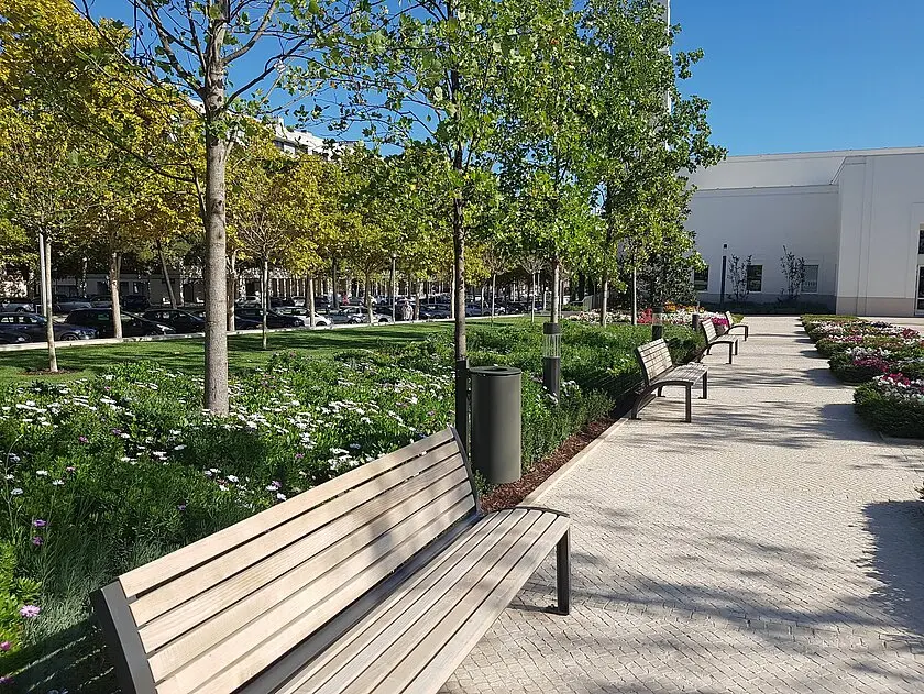 Tekniskt, funktionellt och estetiskt.